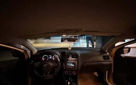Volkswagen Polo VI (EU Market), 2018 год, 550 000 рублей, 11 фотография