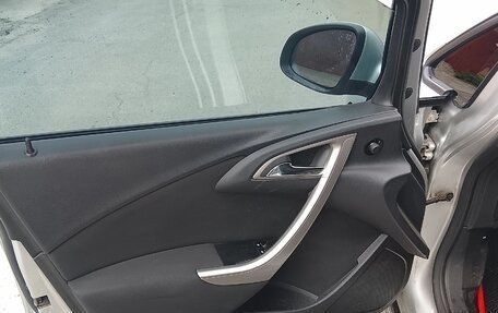Opel Astra J, 2010 год, 545 000 рублей, 9 фотография