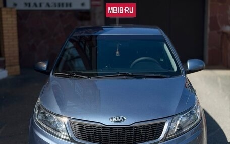 KIA Rio III рестайлинг, 2013 год, 850 000 рублей, 2 фотография