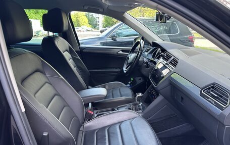 Volkswagen Tiguan II, 2021 год, 2 780 000 рублей, 14 фотография