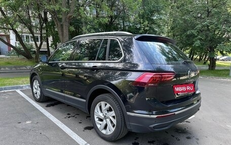 Volkswagen Tiguan II, 2021 год, 2 780 000 рублей, 7 фотография