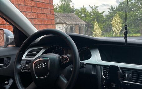 Audi A4, 2011 год, 1 300 000 рублей, 5 фотография