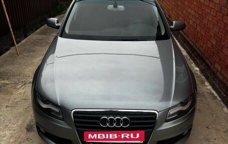 Audi A4, 2011 год, 1 300 000 рублей, 2 фотография