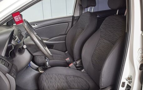 Hyundai Solaris II рестайлинг, 2015 год, 720 000 рублей, 10 фотография