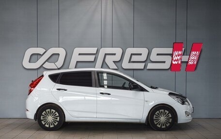 Hyundai Solaris II рестайлинг, 2015 год, 720 000 рублей, 5 фотография