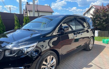 KIA Carnival III, 2017 год, 2 859 000 рублей, 10 фотография