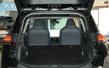 Toyota RAV4, 2026 год, 4 180 000 рублей, 14 фотография