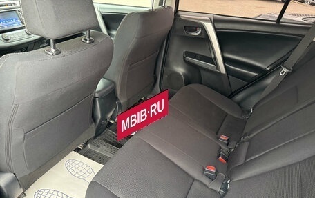Toyota RAV4, 2017 год, 2 540 000 рублей, 13 фотография