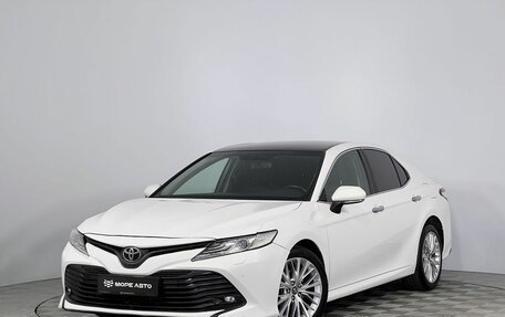 Toyota Camry, 2018 год, 2 350 000 рублей, 1 фотография