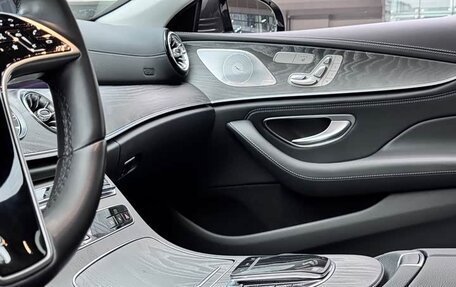 Mercedes-Benz CLS, 2022 год, 6 100 000 рублей, 10 фотография