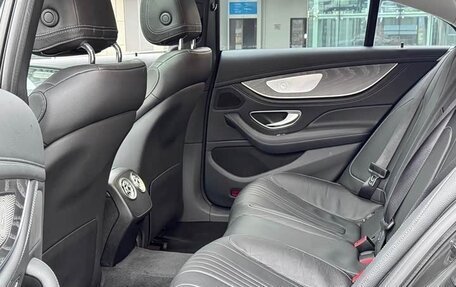 Mercedes-Benz CLS, 2022 год, 6 100 000 рублей, 9 фотография