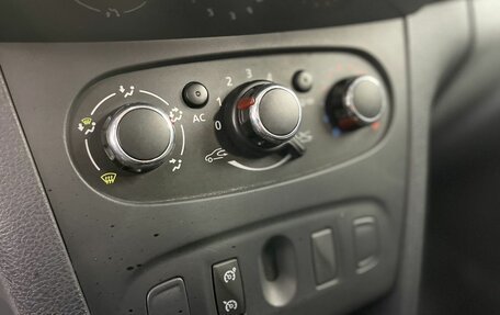 Renault Sandero II рестайлинг, 2014 год, 645 000 рублей, 13 фотография