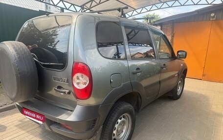 Chevrolet Niva I рестайлинг, 2018 год, 720 000 рублей, 2 фотография