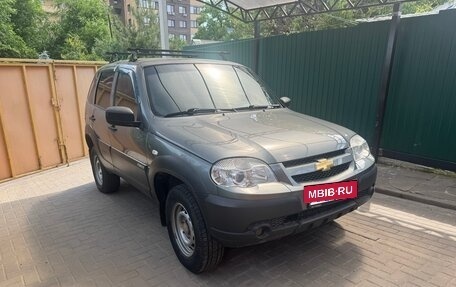 Chevrolet Niva I рестайлинг, 2018 год, 720 000 рублей, 3 фотография