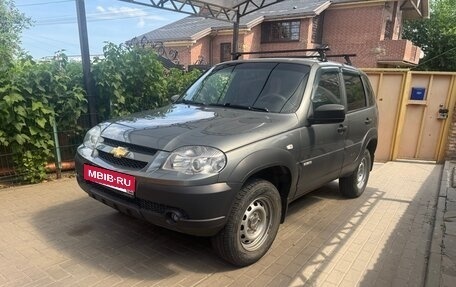 Chevrolet Niva I рестайлинг, 2018 год, 720 000 рублей, 4 фотография