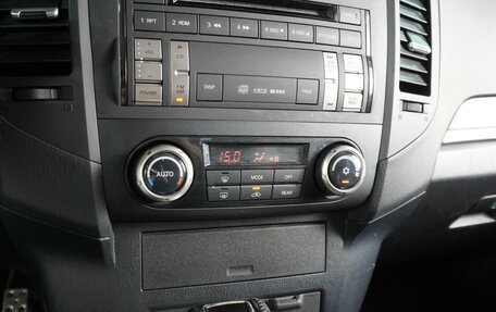 Mitsubishi Pajero IV, 2012 год, 2 249 000 рублей, 12 фотография