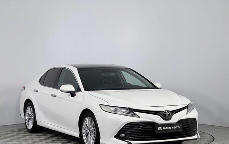 Toyota Camry, 2018 год, 2 350 000 рублей, 3 фотография