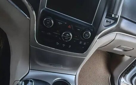 Jeep Grand Cherokee, 2014 год, 1 555 000 рублей, 16 фотография