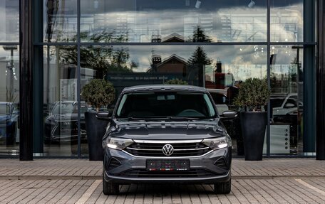 Volkswagen Polo VI (EU Market), 2020 год, 1 495 000 рублей, 2 фотография