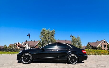 Mercedes-Benz E-Класс, 2011 год, 1 427 000 рублей, 5 фотография