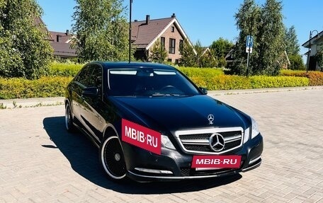Mercedes-Benz E-Класс, 2011 год, 1 427 000 рублей, 8 фотография