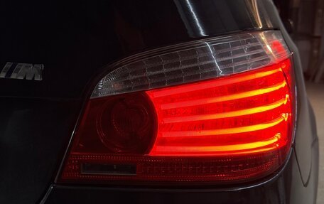 BMW 5 серия, 2004 год, 870 000 рублей, 2 фотография