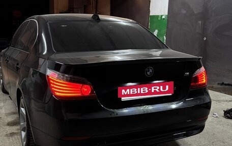 BMW 5 серия, 2004 год, 870 000 рублей, 4 фотография