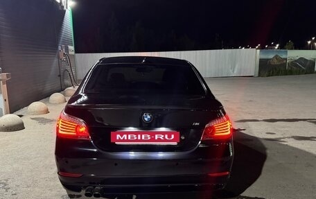 BMW 5 серия, 2004 год, 870 000 рублей, 13 фотография