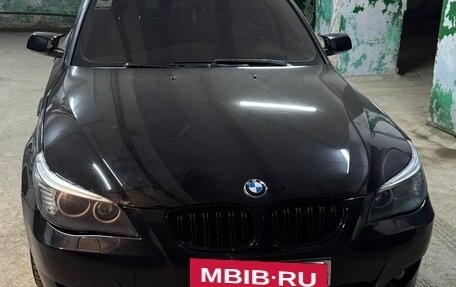 BMW 5 серия, 2004 год, 870 000 рублей, 6 фотография