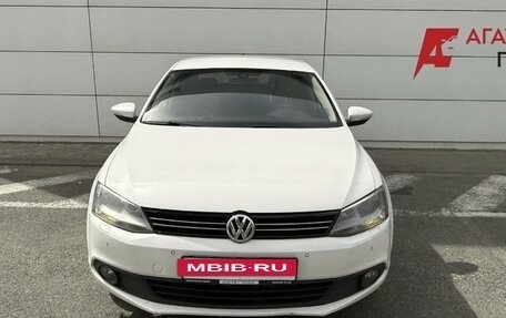Volkswagen Jetta VI, 2014 год, 995 000 рублей, 2 фотография