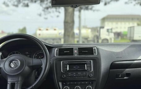 Volkswagen Jetta VI, 2014 год, 995 000 рублей, 14 фотография