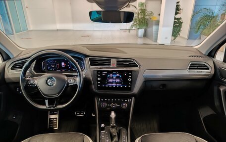Volkswagen Tiguan II, 2019 год, 2 916 000 рублей, 9 фотография