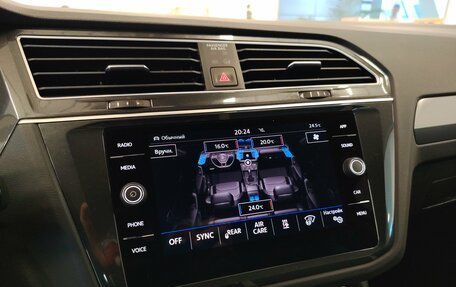 Volkswagen Tiguan II, 2019 год, 2 916 000 рублей, 14 фотография