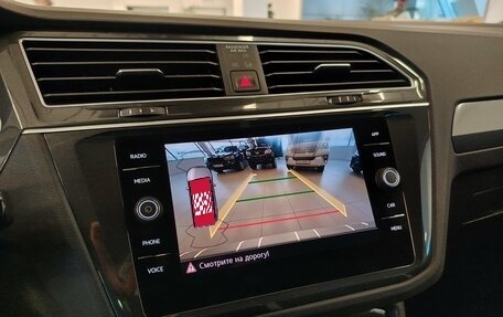 Volkswagen Tiguan II, 2019 год, 2 916 000 рублей, 15 фотография