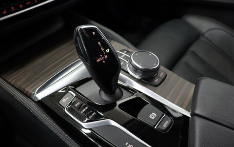 BMW 5 серия, 2018 год, 3 490 000 рублей, 31 фотография