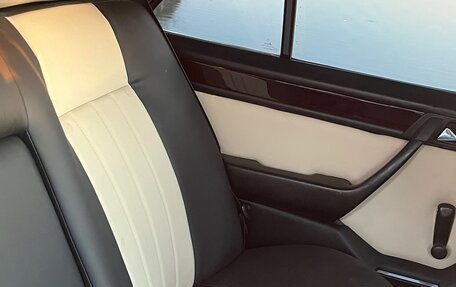 Mercedes-Benz E-Класс, 1993 год, 870 000 рублей, 5 фотография