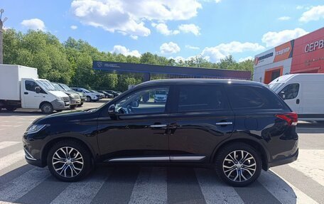 Mitsubishi Outlander III рестайлинг 3, 2016 год, 2 040 000 рублей, 4 фотография