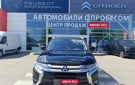 Mitsubishi Outlander III рестайлинг 3, 2016 год, 2 040 000 рублей, 2 фотография
