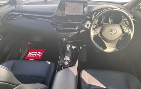 Toyota C-HR I рестайлинг, 2023 год, 2 090 000 рублей, 7 фотография