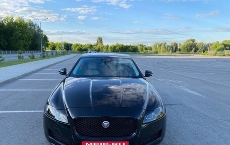 Jaguar XF II, 2016 год, 1 800 000 рублей, 4 фотография