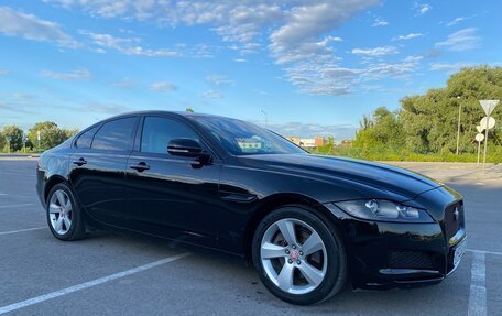 Jaguar XF II, 2016 год, 1 800 000 рублей, 10 фотография
