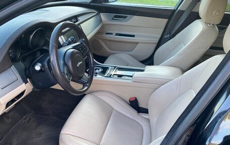 Jaguar XF II, 2016 год, 1 800 000 рублей, 11 фотография
