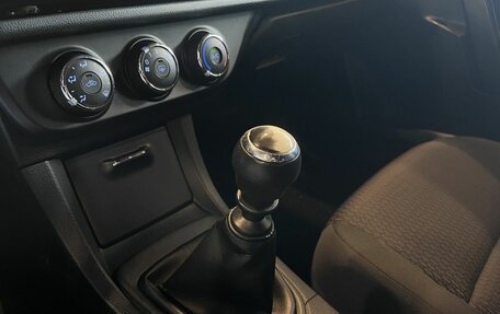 Toyota Corolla, 2013 год, 1 050 000 рублей, 31 фотография