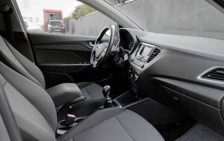 Hyundai Solaris II рестайлинг, 2018 год, 1 067 000 рублей, 5 фотография