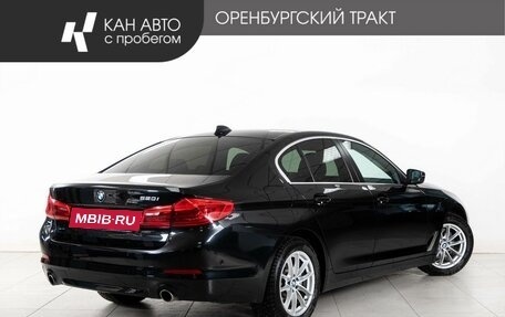 BMW 5 серия, 2019 год, 3 655 000 рублей, 3 фотография