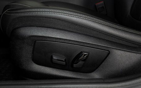BMW 5 серия, 2019 год, 3 655 000 рублей, 16 фотография