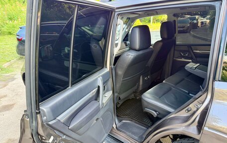 Mitsubishi Pajero IV, 2014 год, 2 650 000 рублей, 8 фотография