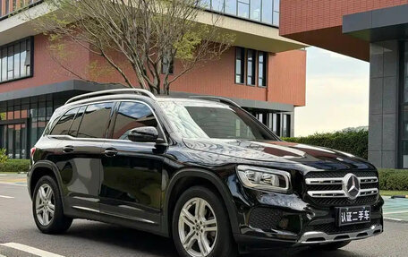Mercedes-Benz GLB, 2021 год, 1 800 000 рублей, 3 фотография
