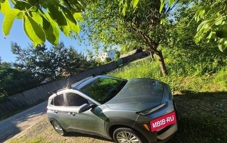 Hyundai Kona I, 2020 год, 1 750 000 рублей, 2 фотография