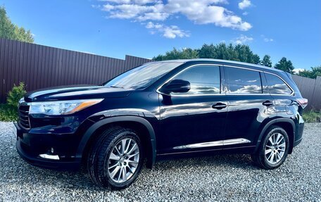 Toyota Highlander III, 2014 год, 2 990 000 рублей, 1 фотография